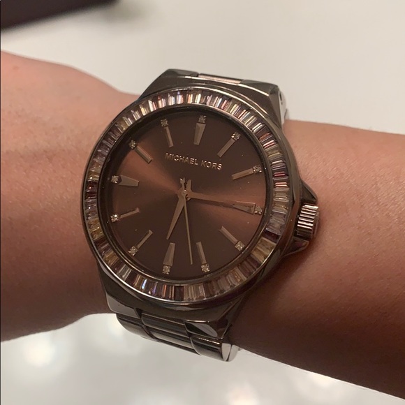 Michael Kors watch - Picture 1 of 1